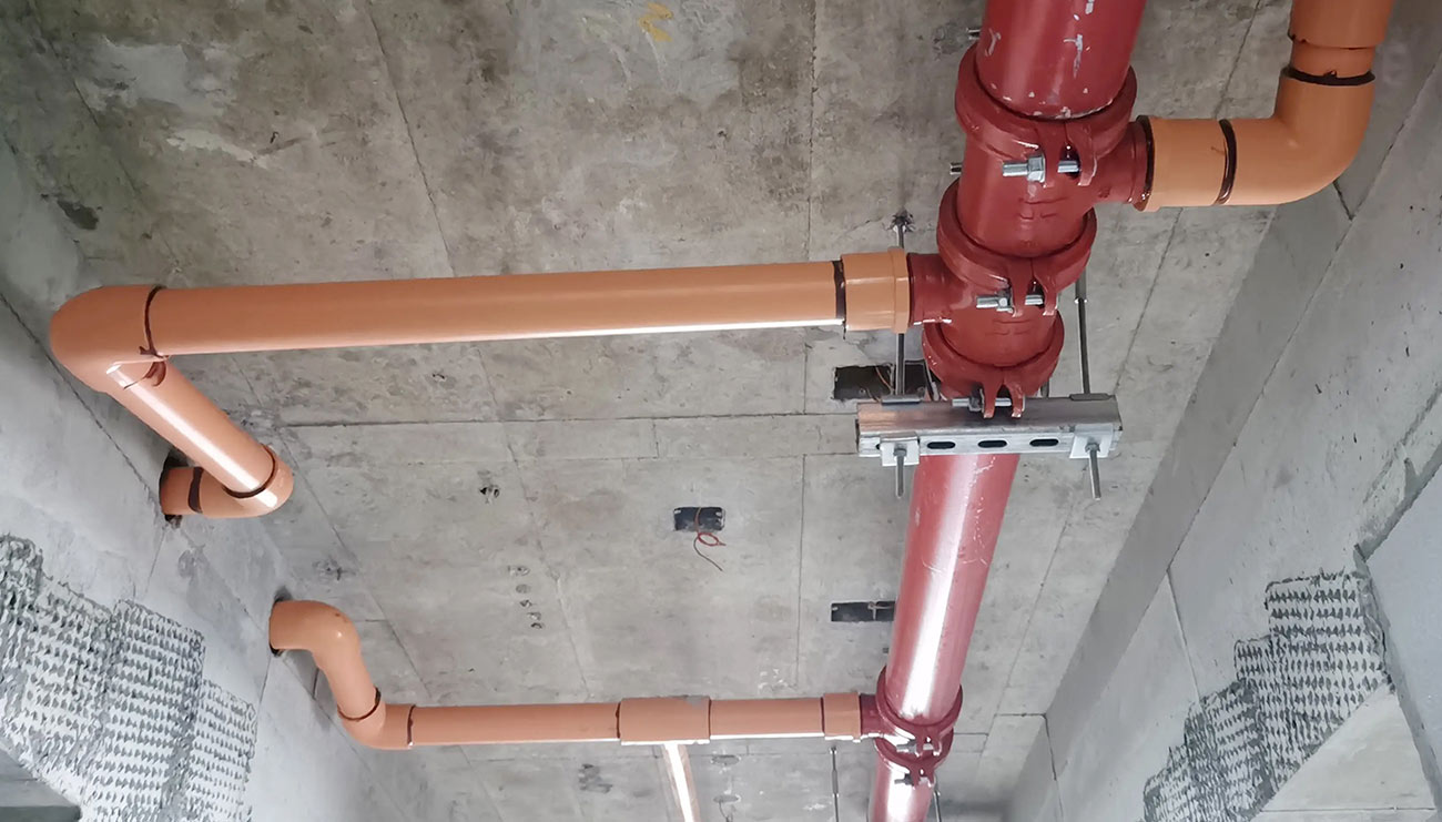 <span style="font-size:20px;">PVC-U通信电缆保护管-道路交通配套</span>